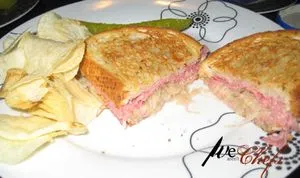 Fresh Reuben sandwich (opens in a new tab)