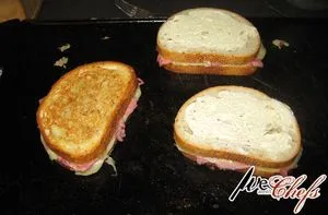 Reubens Grilling (opens in a new tab)